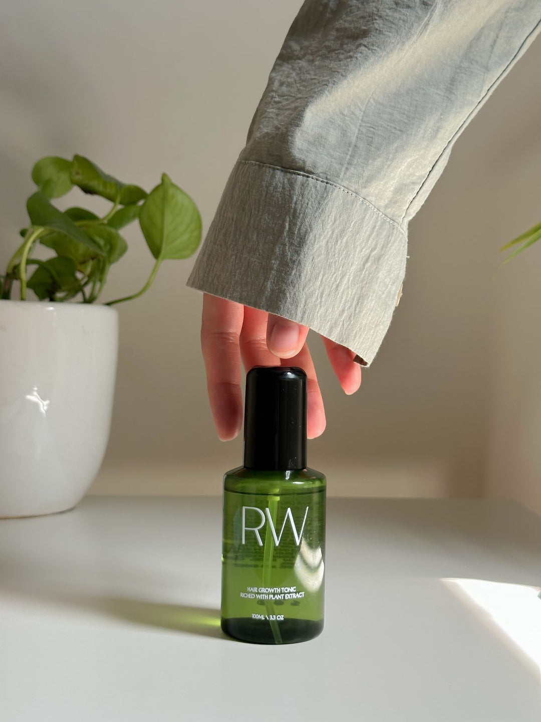 RW Hair Growth Tonic Riched With Plant Extract - 100ml | رو تونك انبات الشعر بمستخلصات الأعشاب - 100 مل