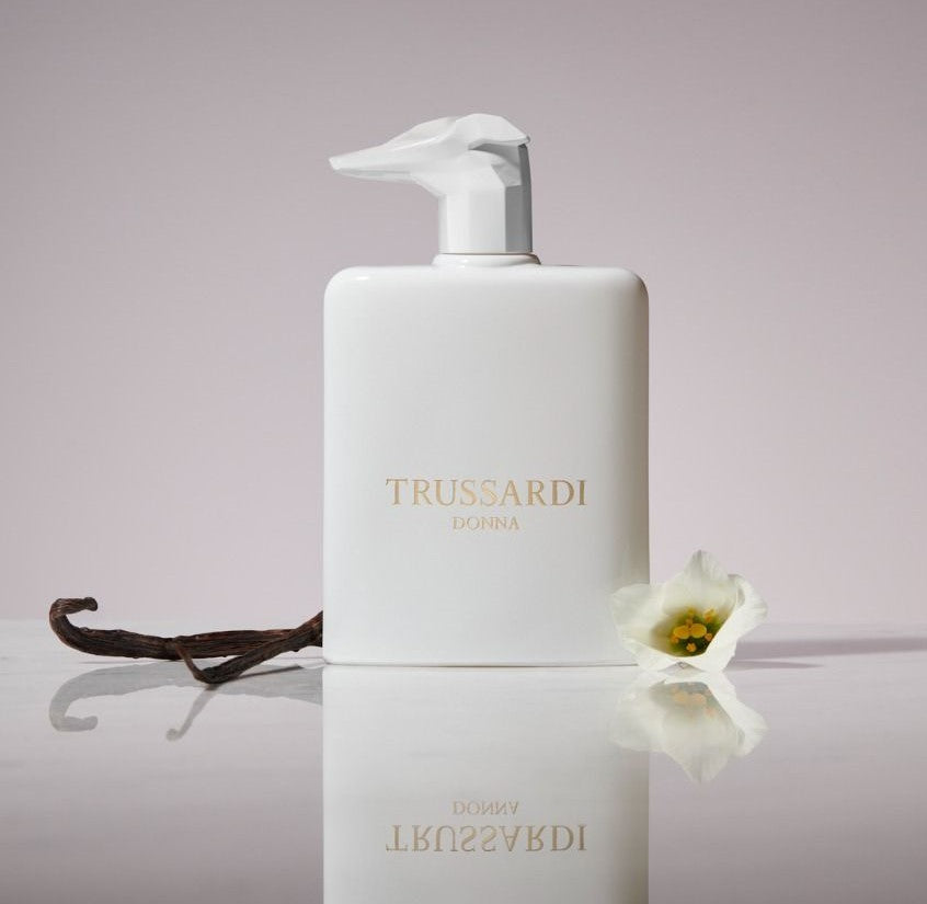 Trussardi Dona Levriero Collection Limited Edition Eau De Parfum Intense - 100ml | عطر تروساردي دونا للنساء باصدار محدود - 100 مل