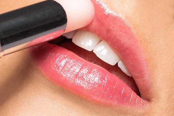 Artdeco Color Booster Lip Balm | ارتديكو بلسم الشفاه المعزز للون