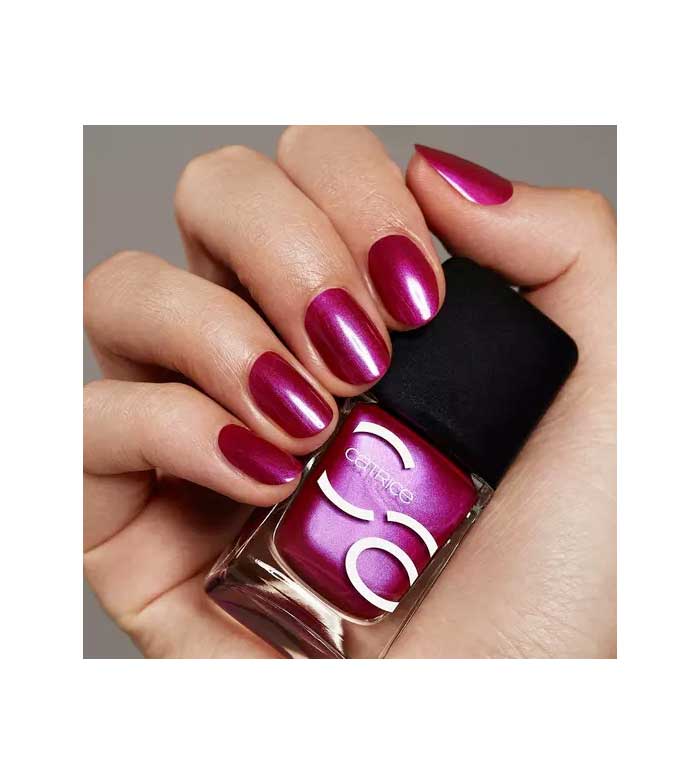 Catrice Iconails Gel Lacquer | كاتريس آيكونيلز جل صبغ أظافر